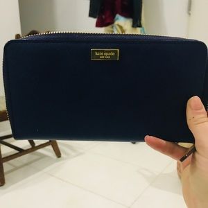 Kate Spade navy blue wallet (large)